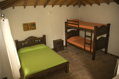 Four people cabins - Hostal Mi Gran Santander